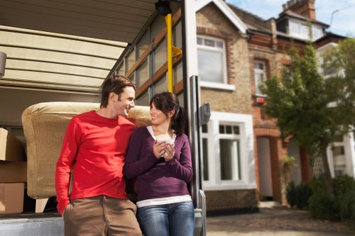 Nearby West London van service for deliveries and collections